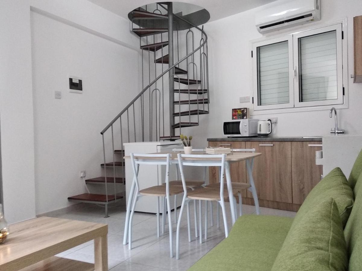 شقة بافوس  في Cozy Place In The Heart Of Harbor المظهر الخارجي الصورة