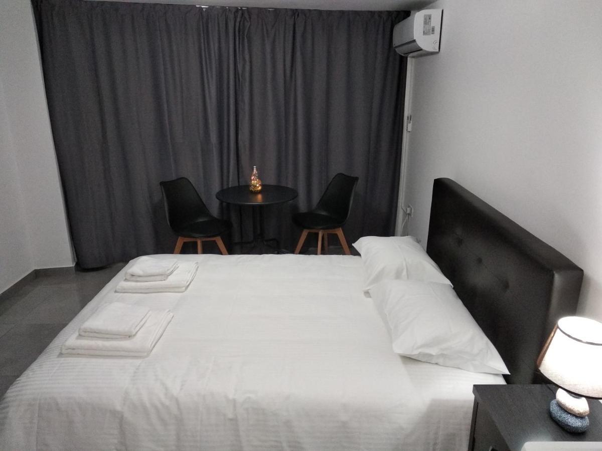 شقة بافوس  في Cozy Place In The Heart Of Harbor المظهر الخارجي الصورة